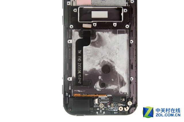 精密的“鷹眼” 華碩ZenFone Zoom拆解圖賞