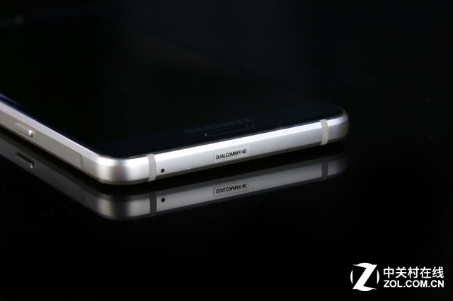 纖薄機(jī)身再有突破 三星A5 2016版圖賞