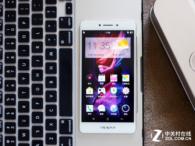 十月新機(jī)看點(diǎn)多 各價(jià)位值得買(mǎi)手機(jī)推薦 