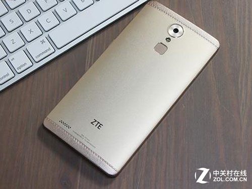 華為Mate8開賣 2015年末最受關(guān)注的手機(jī) 