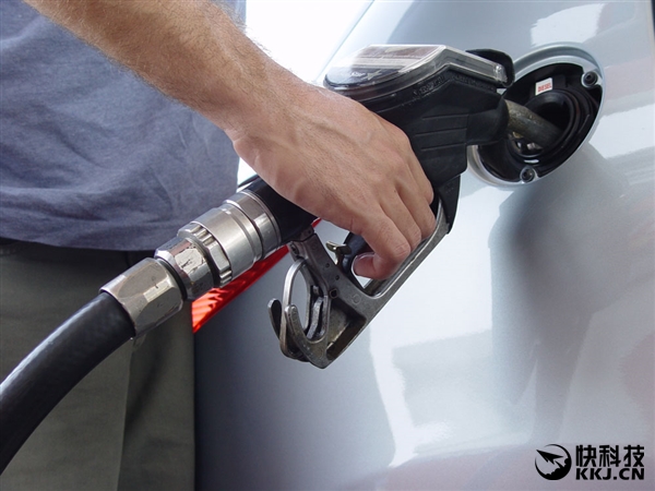 為環保不降油價！央視：18%油品不合格