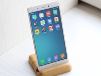 細(xì)長實體Home鍵沒跑 曝米5真機(jī)實拍視頻