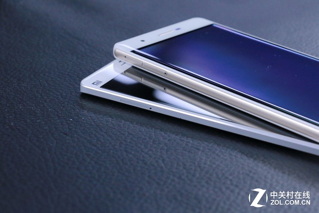 性價比之爭 斐訊輕客2S對比小米note