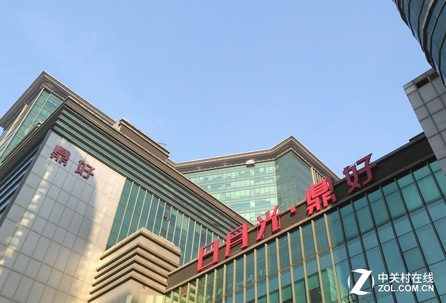 性價比之爭 斐訊輕客2S對比小米note