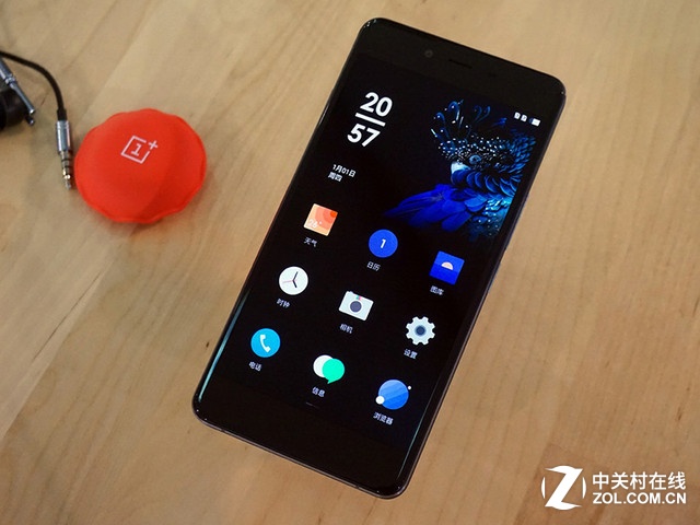 有性能有顏值 “11.11”不容錯(cuò)過的8機(jī)型