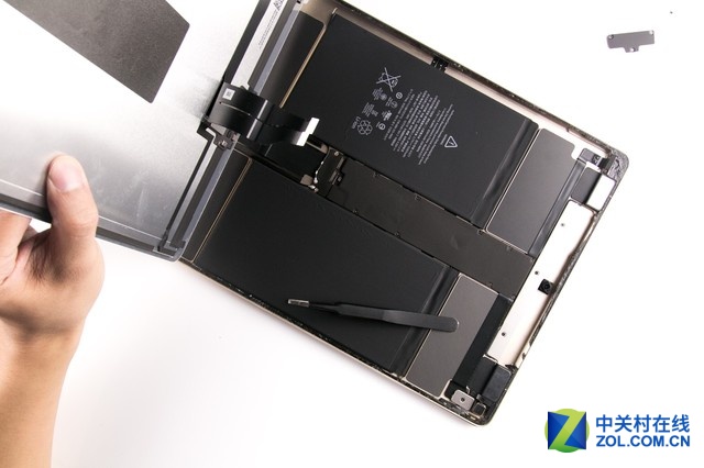 苛求對(duì)稱之美 iPad Pro拆解百圖賞析