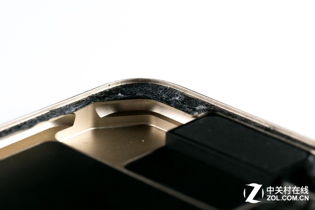 苛求對(duì)稱之美 iPad Pro拆解百圖賞析