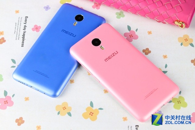 多彩時尚之選 魅藍(lán)metal粉藍(lán)雙機(jī)圖賞