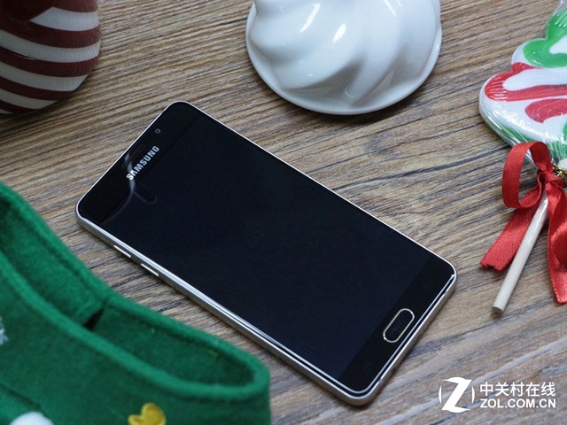 大電池快充 三星全新Galaxy A5續航評測