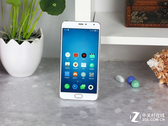 多彩時尚<a href=/tags/4011-0.html target=_blank class=infotextkey>千元機</a> 魅藍metal官網售價1099