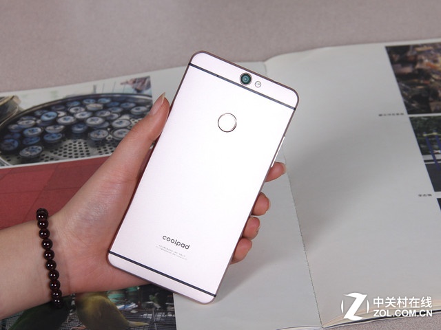 配備安全系統 酷派鋒尚MAX官網報2499元 