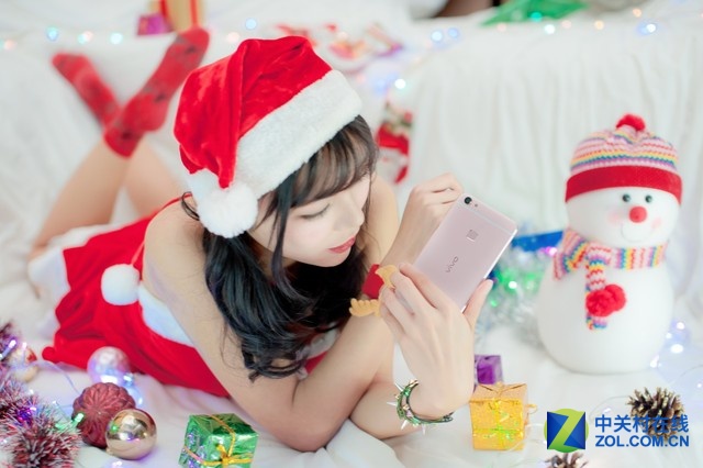 萌妹紙攜vivo X6&X6Plus陪你過圣誕