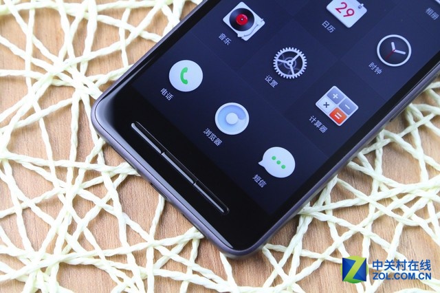 體驗至上 錘子手機Smartisan T2圖賞