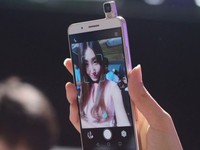 讓自己更美麗一些 熱門自拍手機盤點