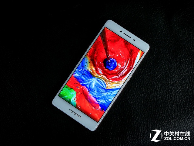 讓自己更美麗一些 熱門自拍手機盤點