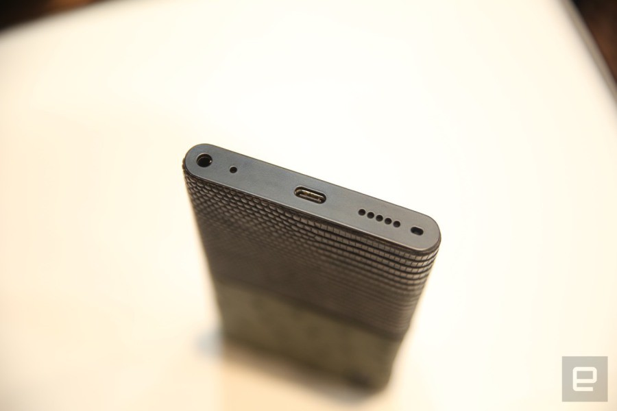 可定制的Win10手機 NuAns Neo上手展示