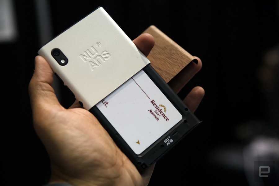 可定制的Win10手機 NuAns Neo上手展示