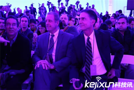 樂視超級汽車亮相：PK干趴特斯拉