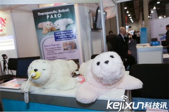 客官:CES上那些機器人讓您滿意了嗎?