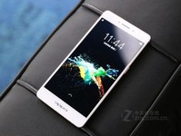 雙卡雙待時(shí)尚款手機(jī)薦 一部手機(jī)就夠了