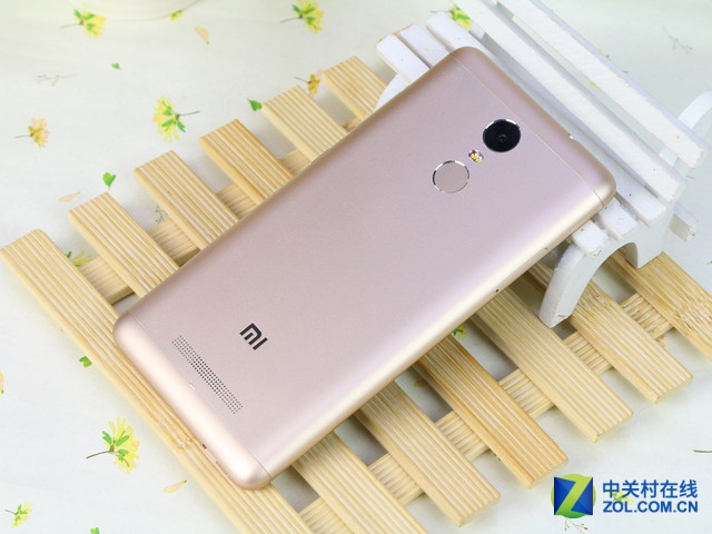 不只是高顏值 夠炫夠新潮的熱門(mén)機(jī)推薦 