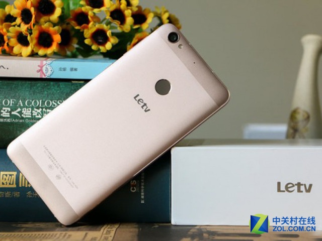 內(nèi)置3GB RAM 樂視超級(jí)手機(jī)1s僅售1099