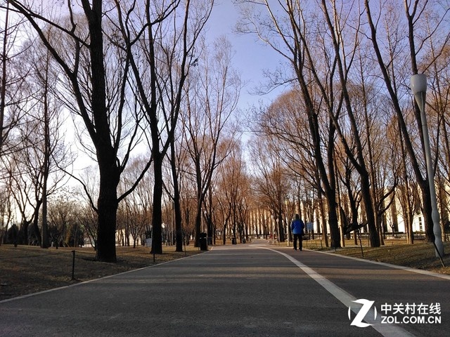 樣張秀:帶著TCL樂(lè)玩2C感受北京深冬