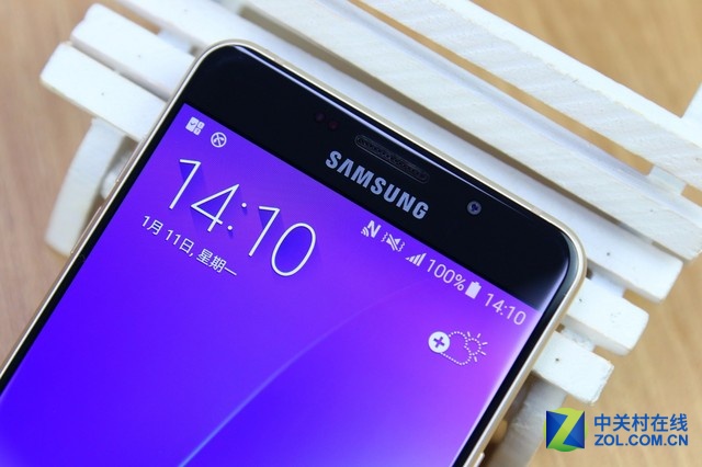 體驗攀升時尚外觀 三星A7 2016版圖賞