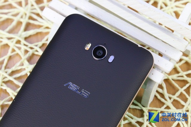 強(qiáng)勁長續(xù)航千元機(jī) 華碩電神5000圖賞