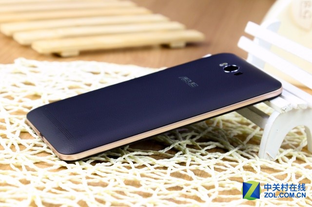 強(qiáng)勁長續(xù)航千元機(jī) 華碩電神5000圖賞