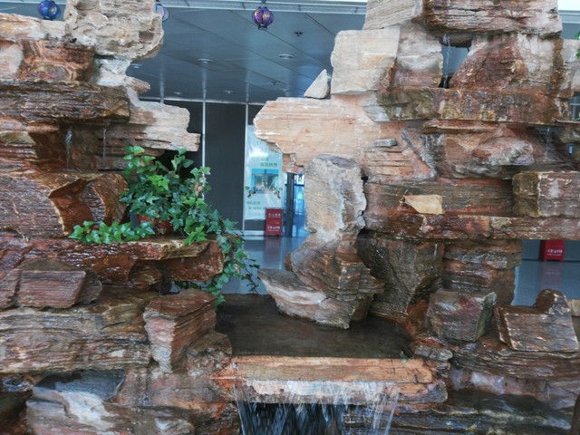 翻轉鏡頭/側邊指紋 成就不凡之榮耀7i