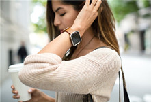 智能手表fitbit被看衰 竟是因?yàn)閍pple watch