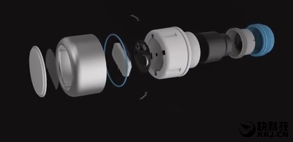 能顯示溫度的智能水杯：瓶蓋能玩一年