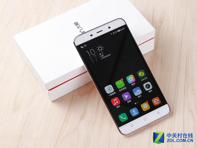 人氣不輸Note5 近期發(fā)布/上市手機盤點 