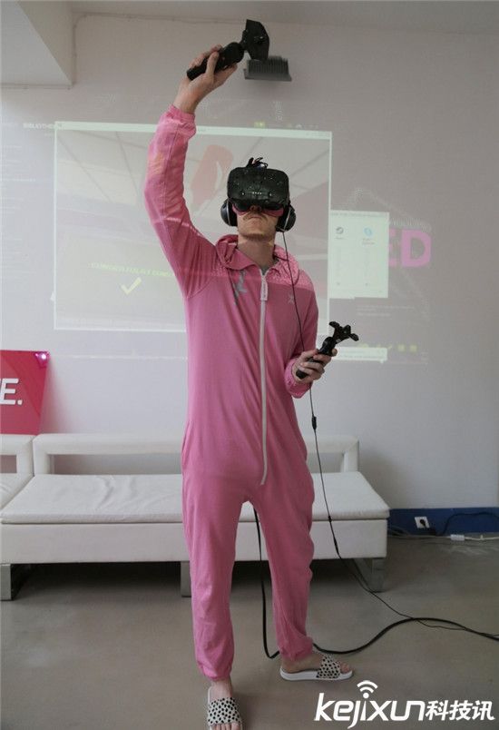 在虛擬現(xiàn)實(shí)里呆上48小時(shí)是一種什么樣的體驗(yàn)?