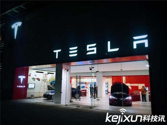 特斯拉充電樁和新國標不兼容：馬斯克欲哭無淚