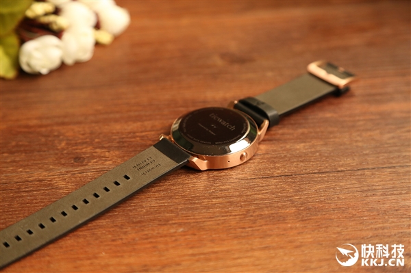 黑曜金版TicWatch智能手表開箱：高顏值/支持iPhone