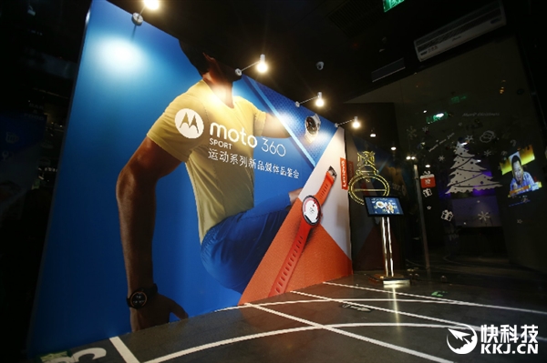 2388元!Moto 360 Sport智能手表正式發售