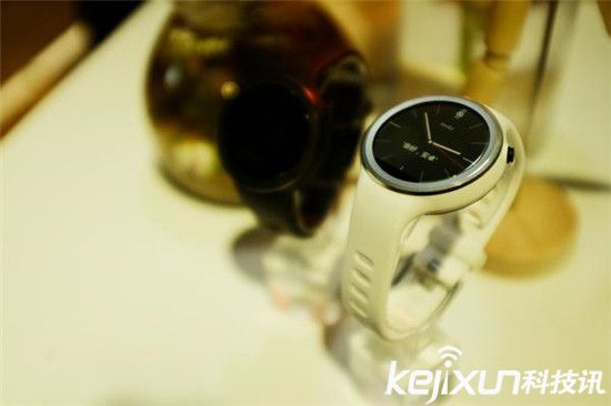 Moto 360 Sport國行版今日開售 2388元起!