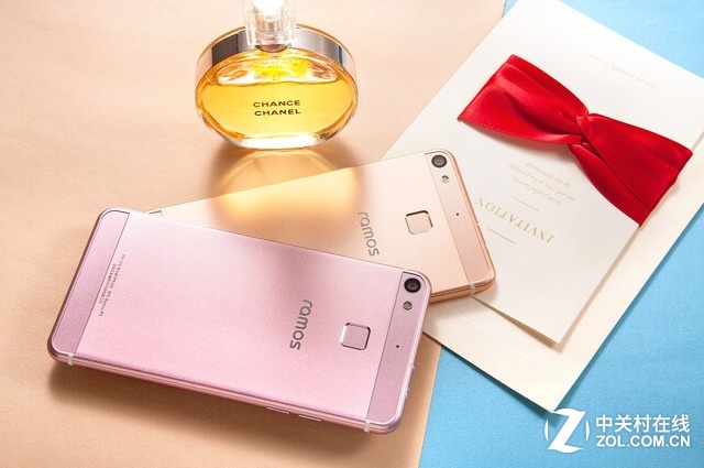 彈指一揮間美不凡 藍魔R9真機美圖賞