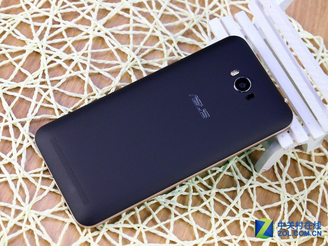 買手機2500就夠了 這些手機值得你關(guān)注 