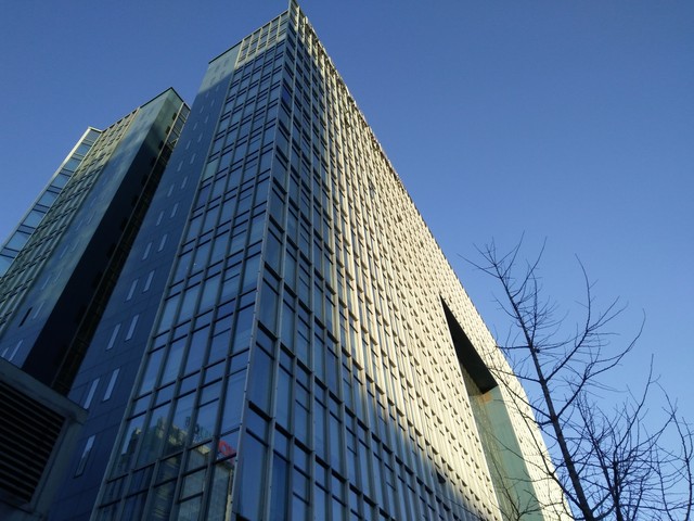 "美"之第2代 雙面玻璃nubia布拉格S評測