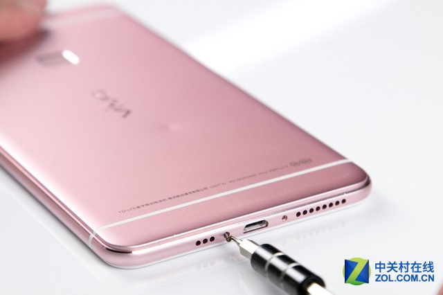 防水防塵性能優(yōu)異 vivoX6plus拆解圖賞