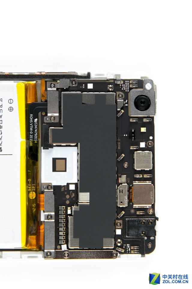 防水防塵性能優(yōu)異 vivoX6plus拆解圖賞
