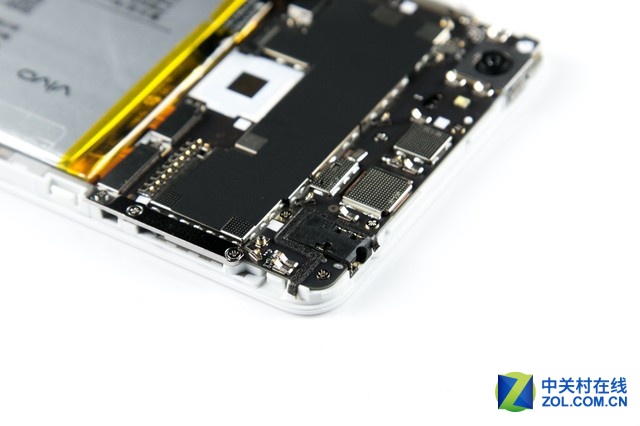 防水防塵性能優(yōu)異 vivoX6plus拆解圖賞