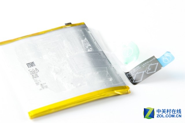 防水防塵性能優(yōu)異 vivoX6plus拆解圖賞