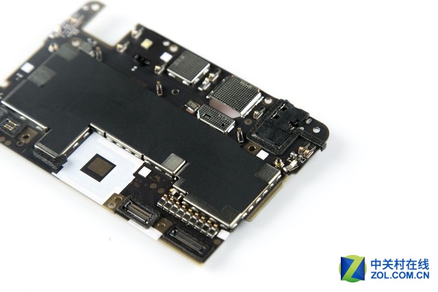 防水防塵性能優(yōu)異 vivoX6plus拆解圖賞