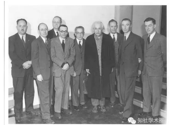 80年前，PRL為何拒絕了愛因斯坦的引力波預測？