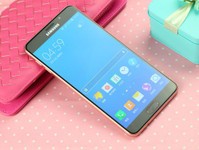  粉色三星Galaxy A9圖賞 突破性外觀設(shè)計