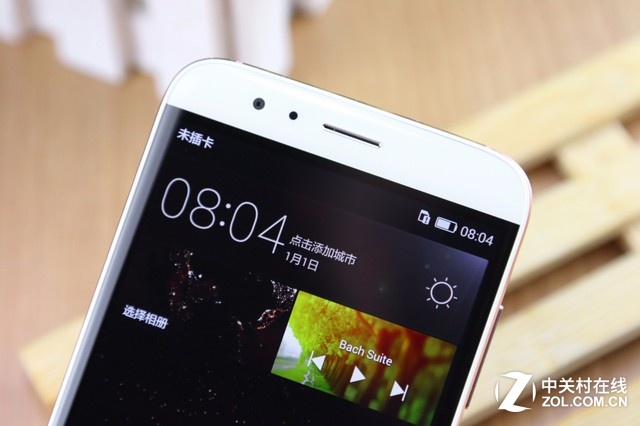 亮眼小清新 玫瑰金色華為麥芒4圖賞